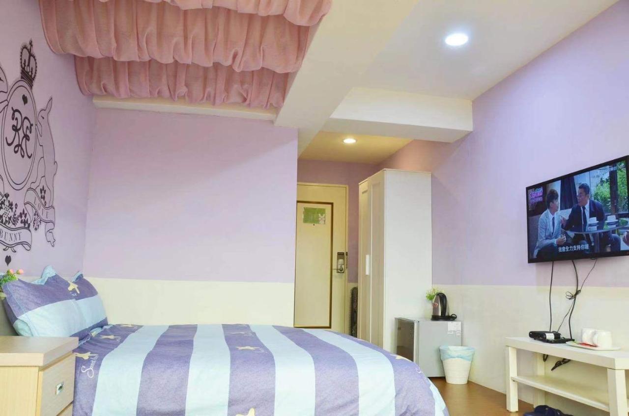 星霖之家 Apartamento Taichung Exterior foto