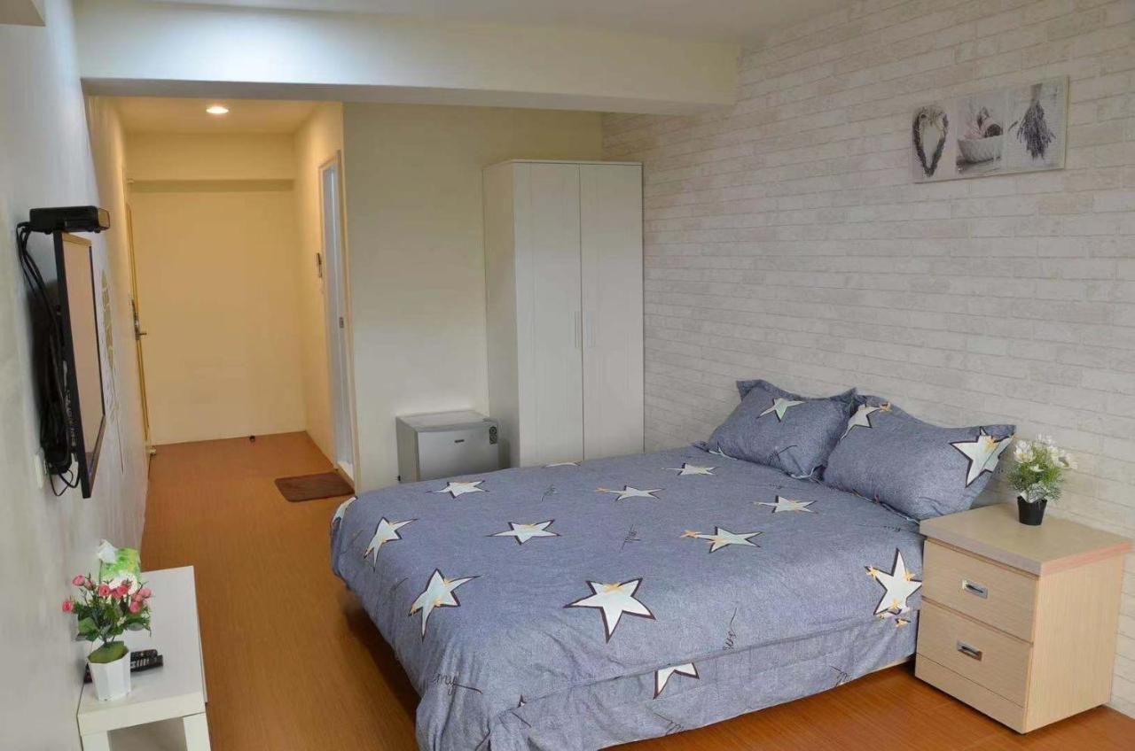 星霖之家 Apartamento Taichung Exterior foto