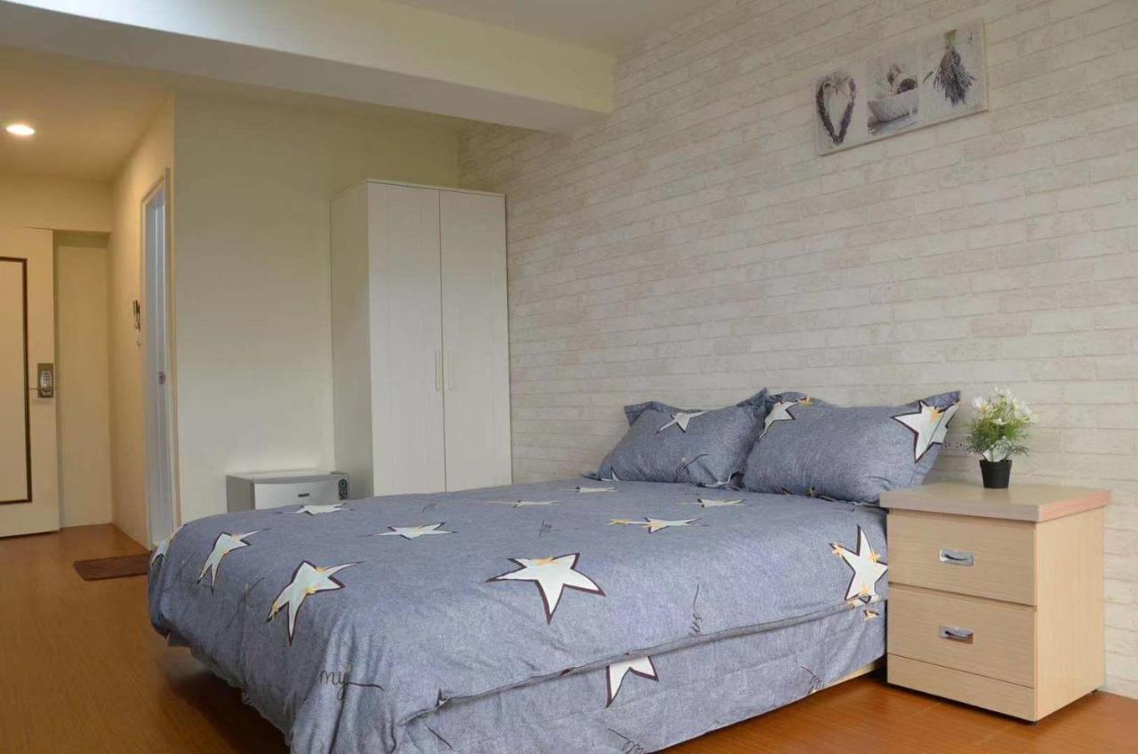 星霖之家 Apartamento Taichung Exterior foto