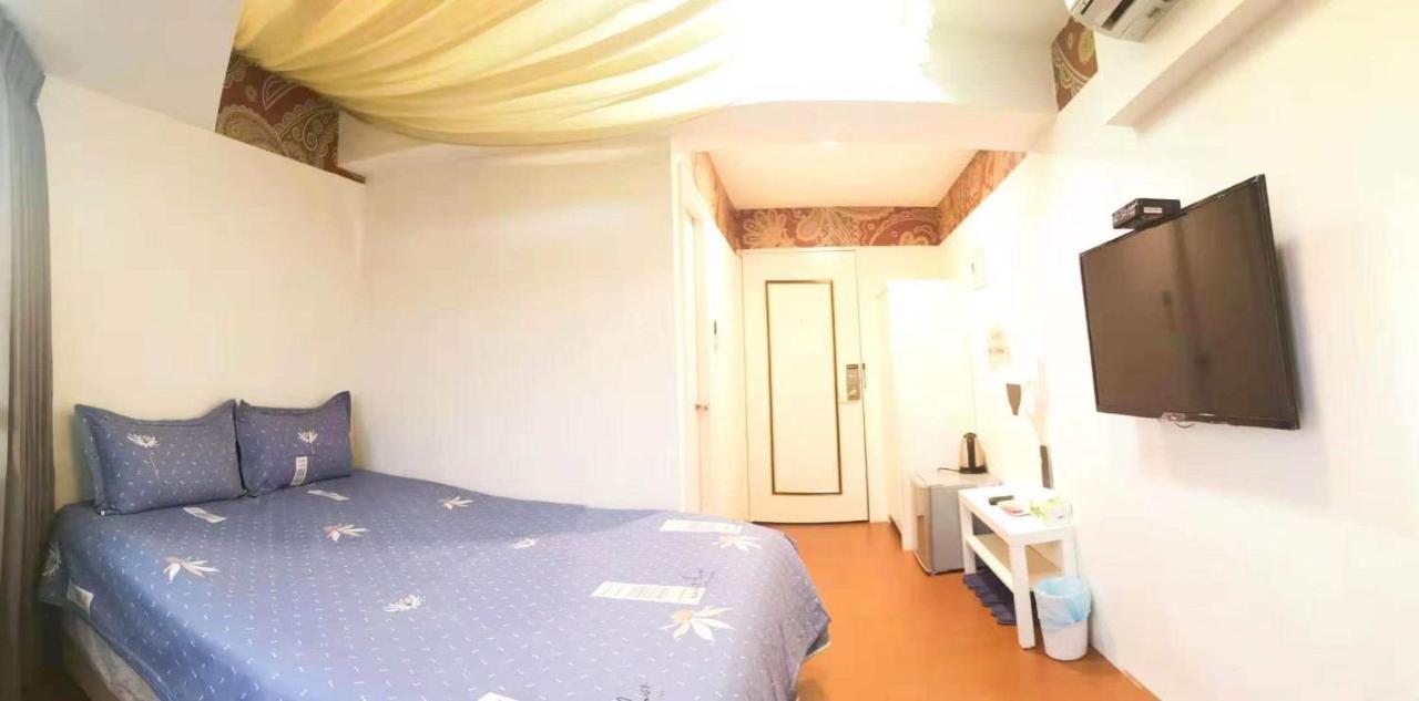 星霖之家 Apartamento Taichung Exterior foto
