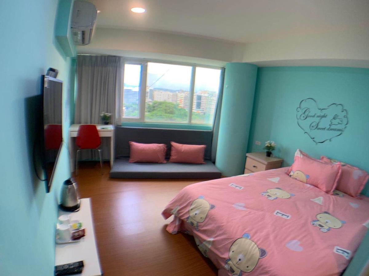 星霖之家 Apartamento Taichung Exterior foto